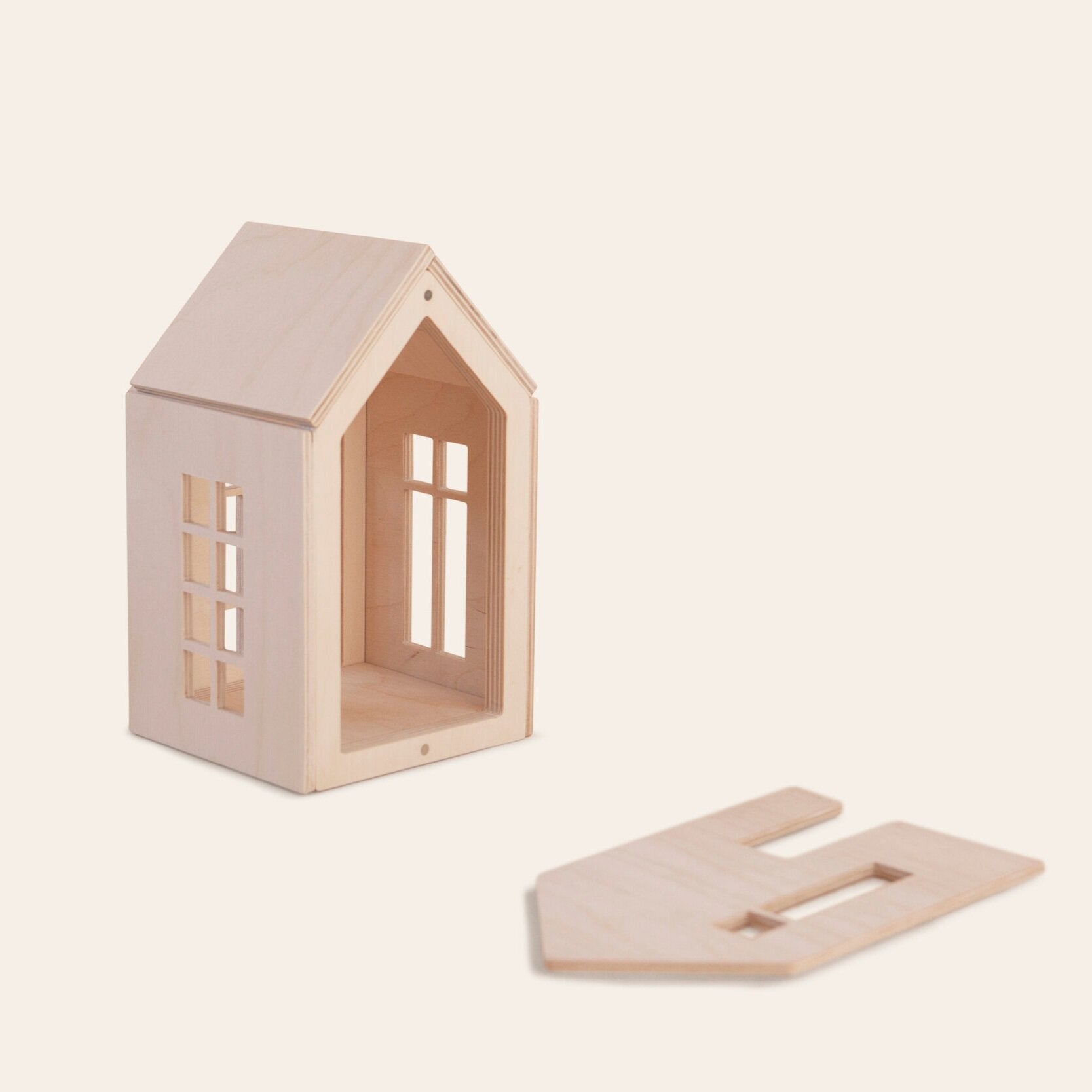 Babai Magnetic Wooden House (Natural)