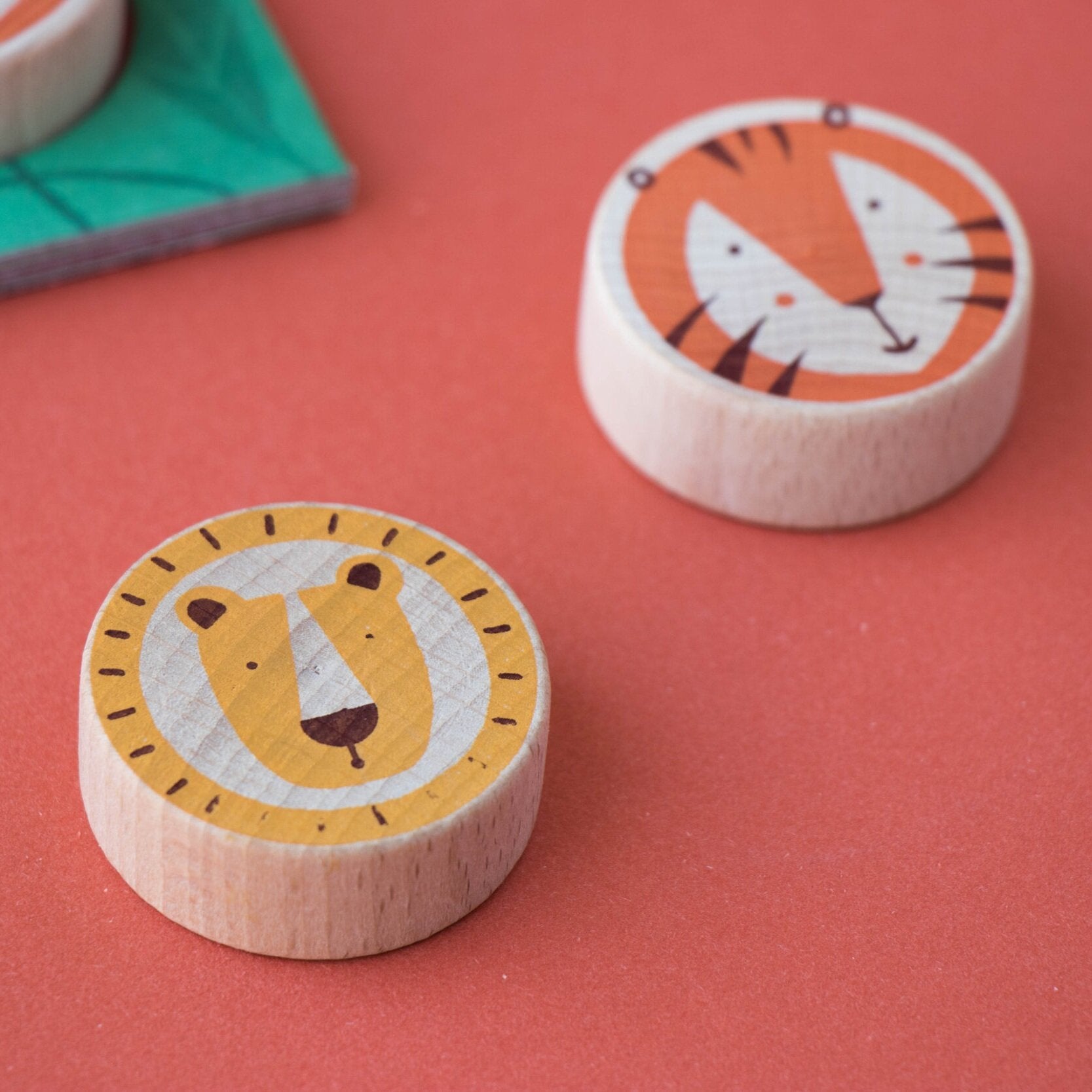 [PRE-ORDER] Londji Lion and Tiger Tic Tac Toe